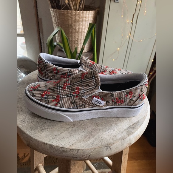 Vans Classic Slip On Glen Plaid Floral 🌹 - Picture 2 of 8